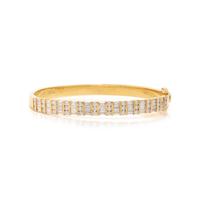 YELLOW GOLD AND DIAMOND BANGLE BRACELET