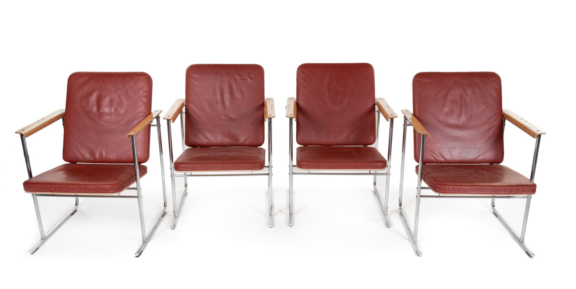 Set of Four Skala Lounge Chairs Avarte, Finland