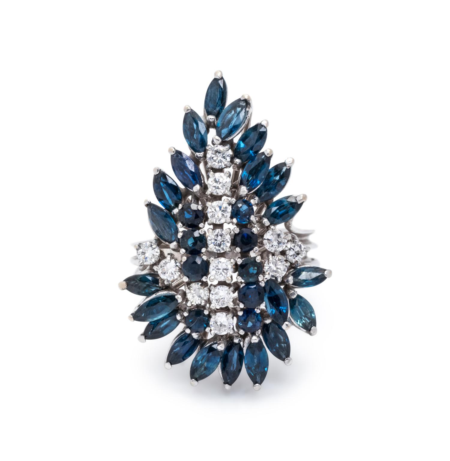 SAPPHIRE AND DIAMOND RING
