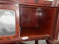 A Japanese lacquer display cabinet with cloisonné panels 日本漆器立柜及底座 Late Meiji period ????