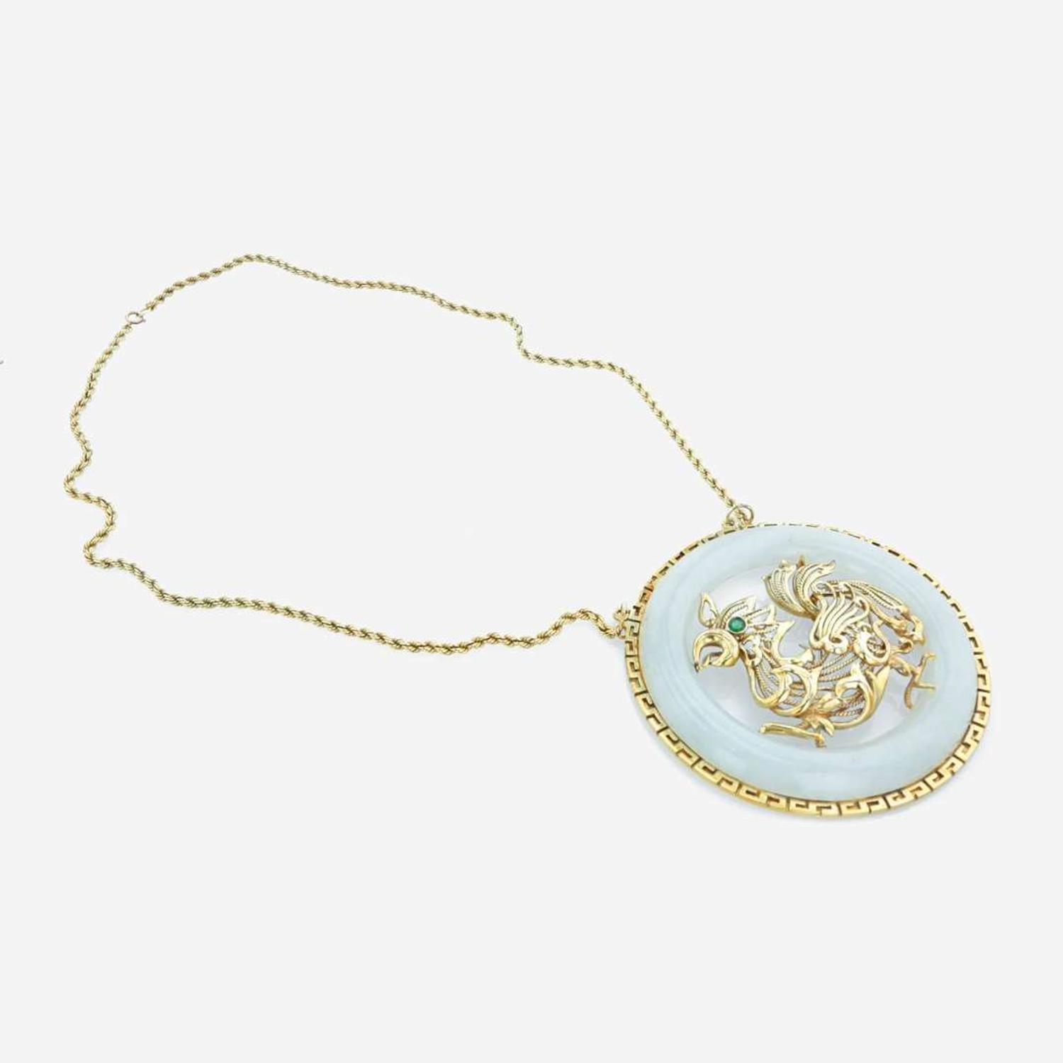 A 14K yellow gold and jade necklace Year of the Rooster