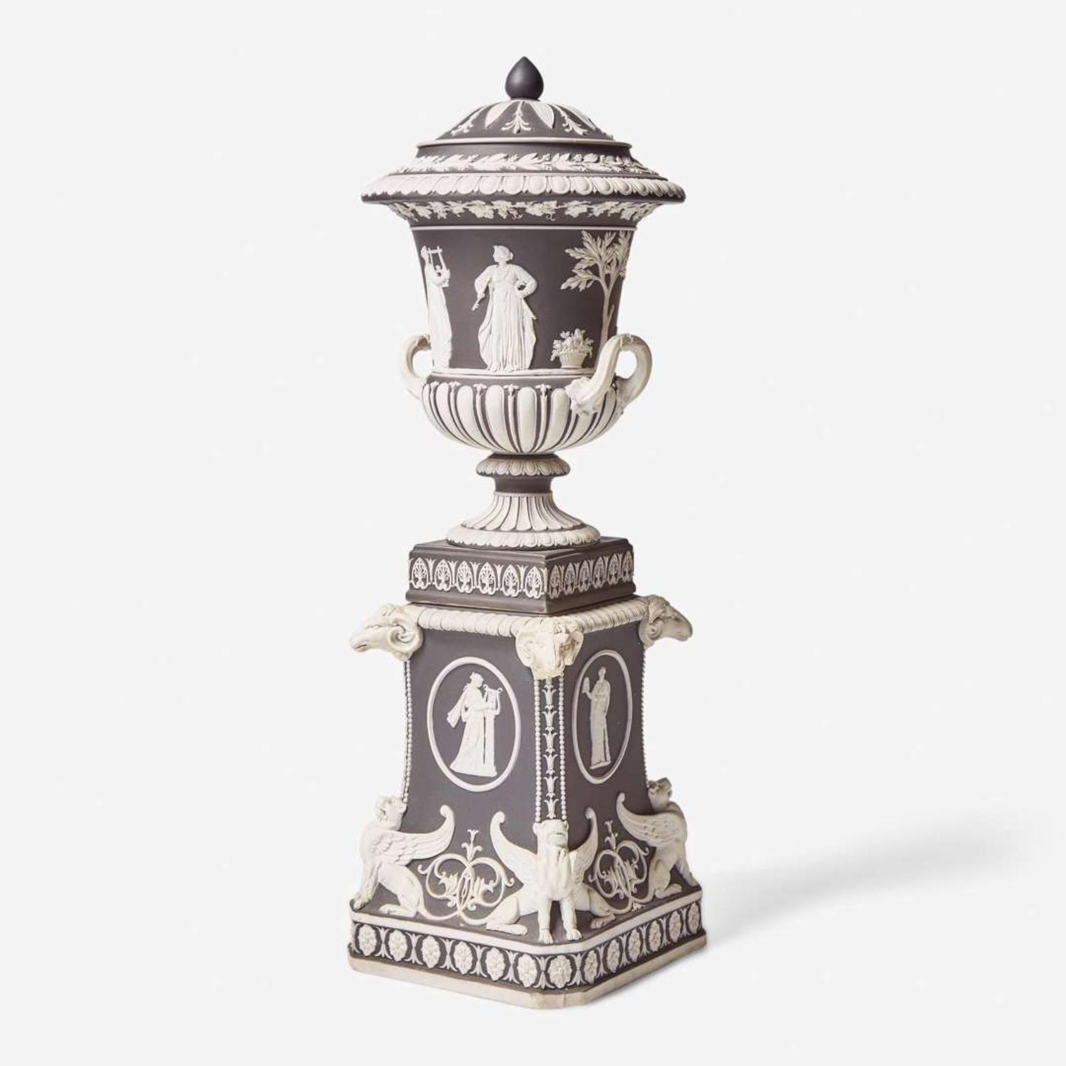 A Wedgwood Black Dip Jasperware Borghese Vase Cover and Stand UK, early 19th century