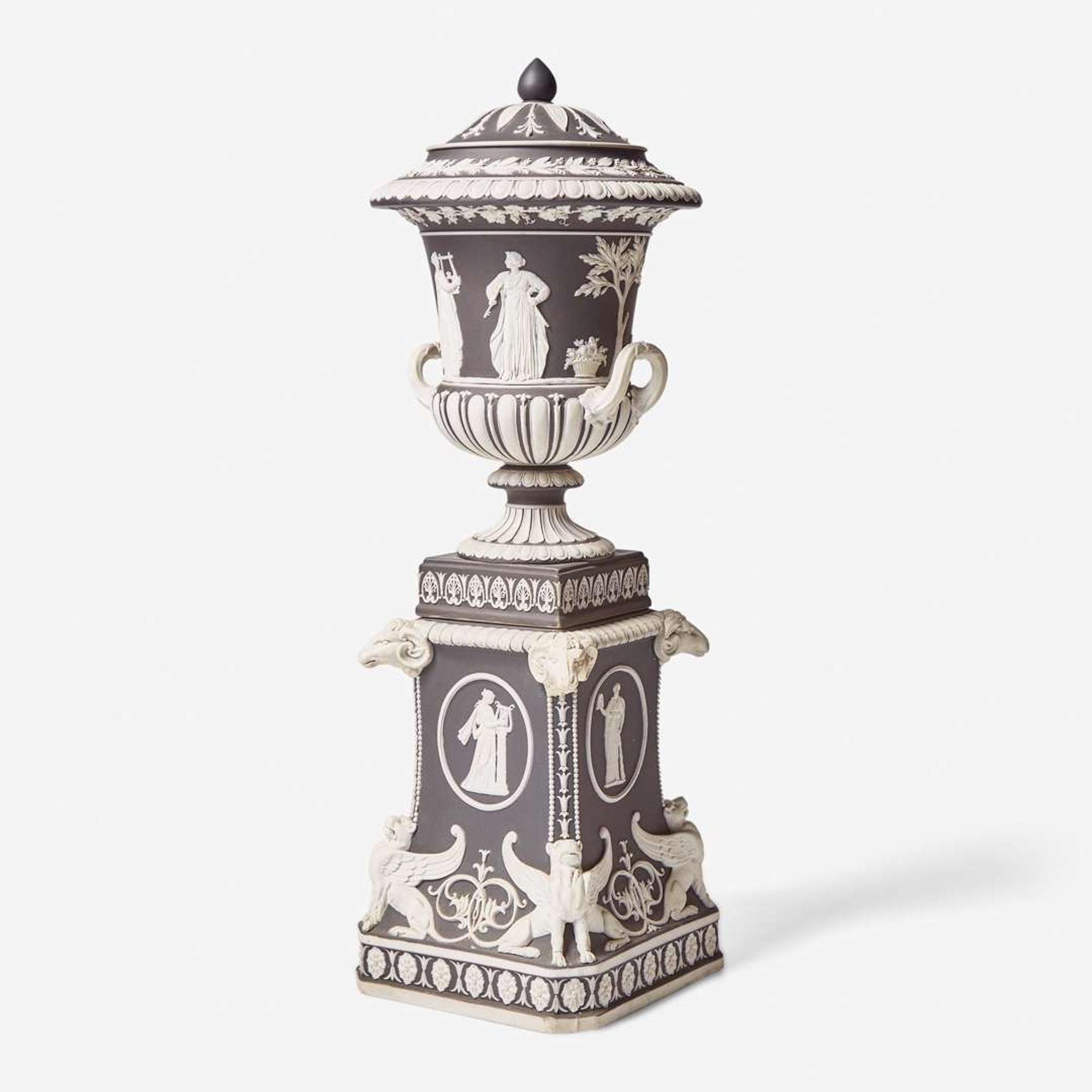 A Wedgwood Black Dip Jasperware Borghese Vase Cover and Stand UK, early 19th century