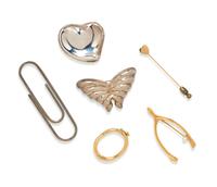 COLLECTION OF ACCESSORIES