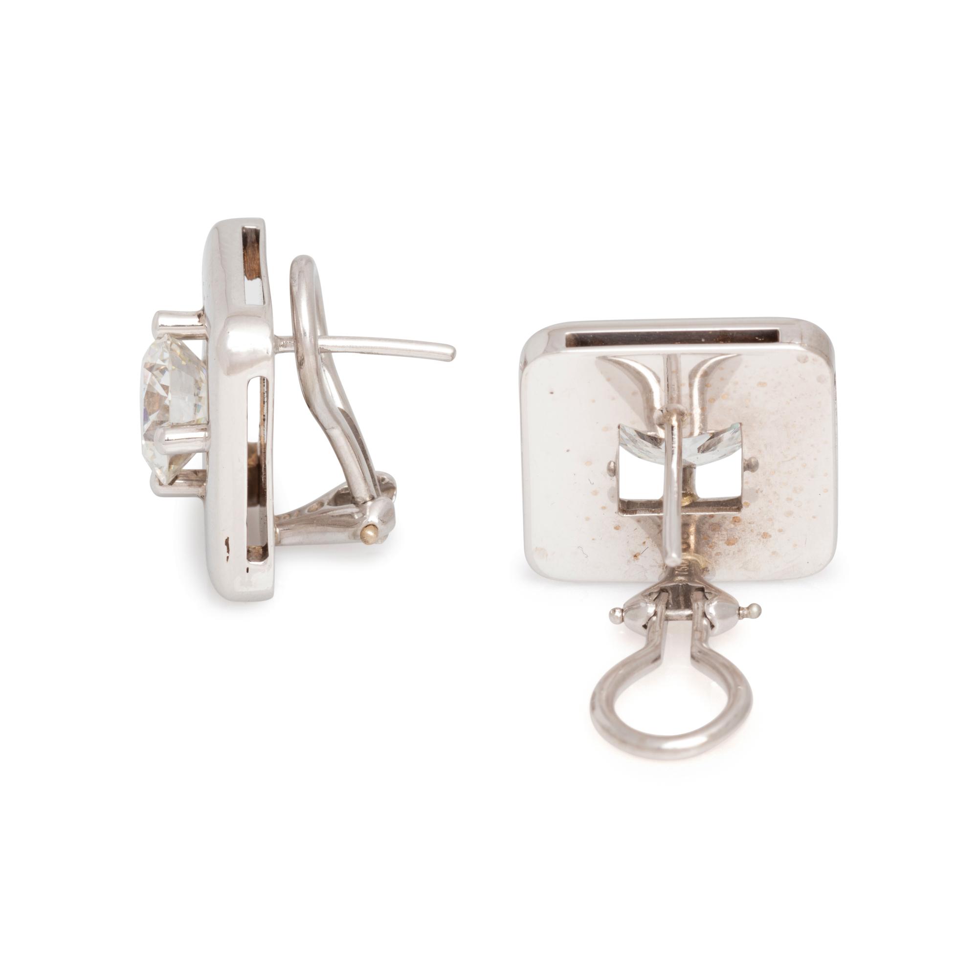 WHITE GOLD AND DIAMOND EARCLIPS
