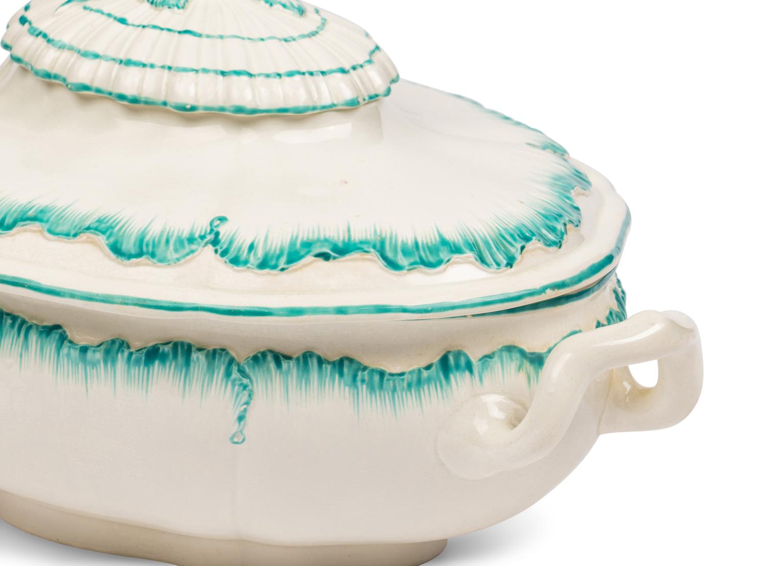 A Wedgwood Pearlware Tureen
