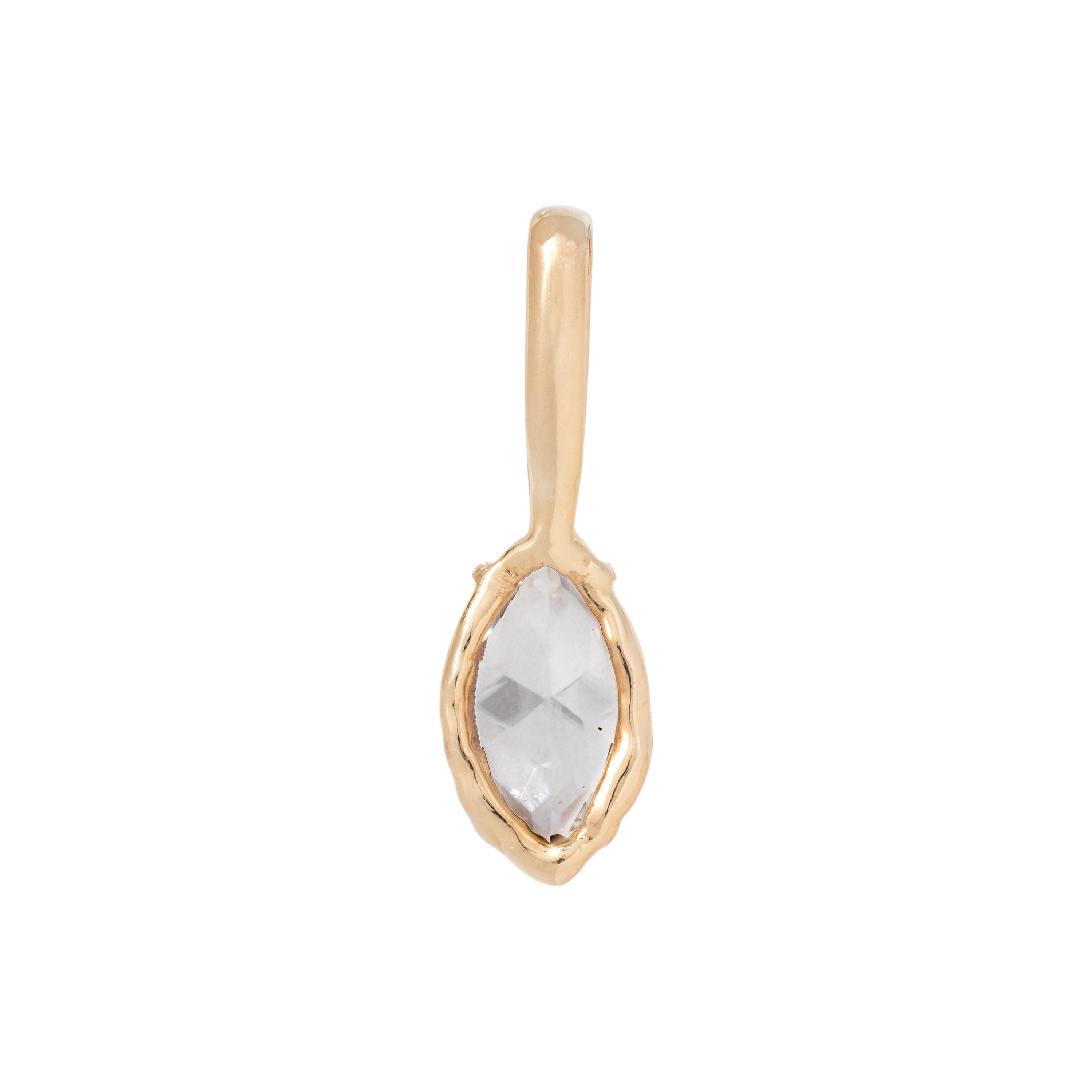 YELLOW GOLD AND ROCK CRYSTAL PENDANT