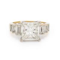 DIAMOND AND BICOLOR GOLD RING