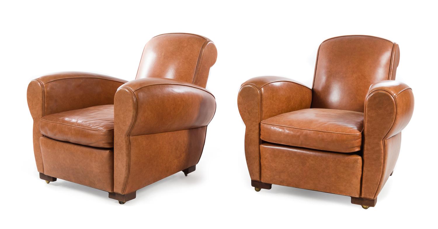 A Pair of Leather Upholstered Club Chairs Height 35 3/4 inches. — LATE 20TH CENTURY