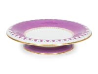 A Wedgwood Porcelain Sixteen-Piece Dessert Service