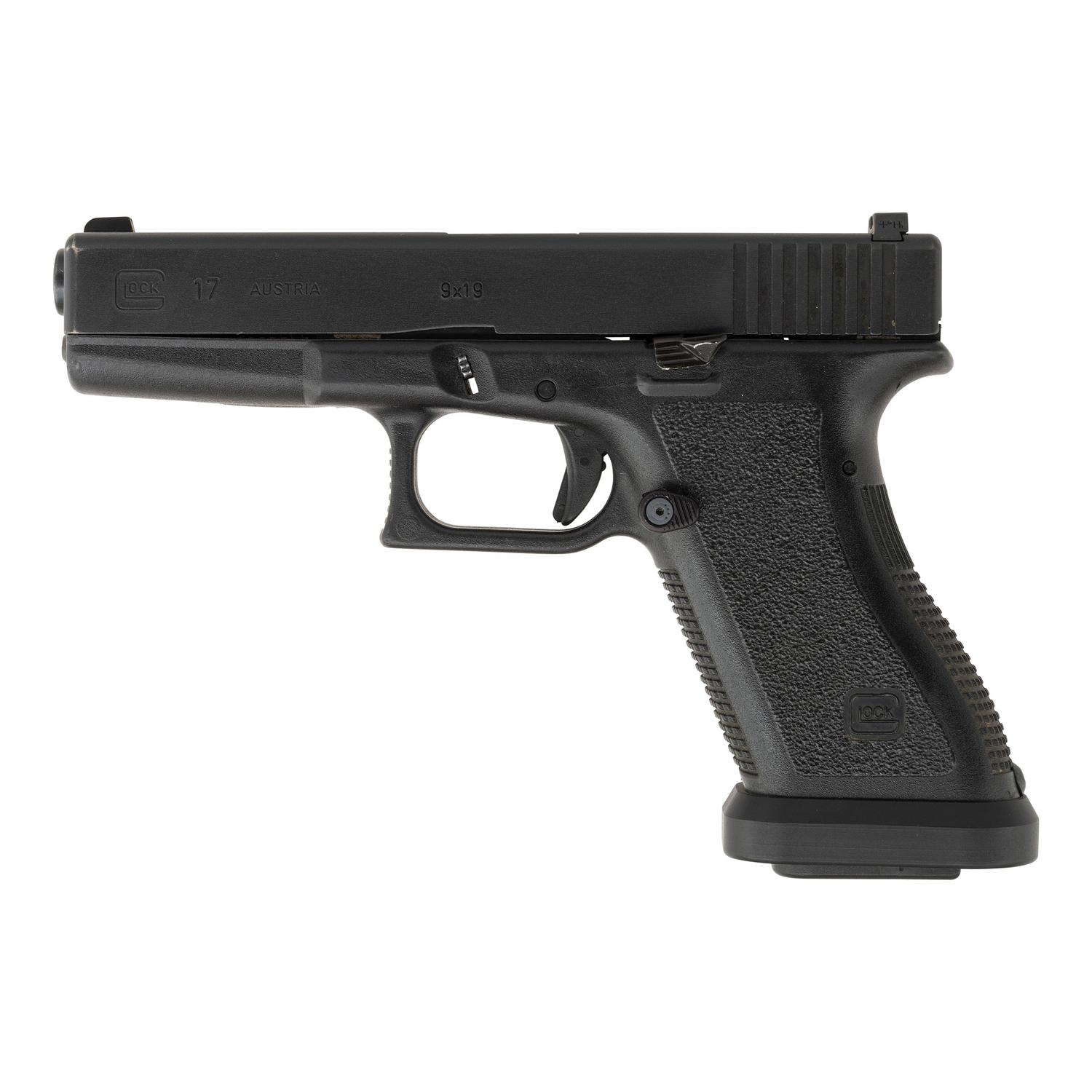 *Glock 17 Gen 2 with Flared Magazine Well Extension and Extended Controls