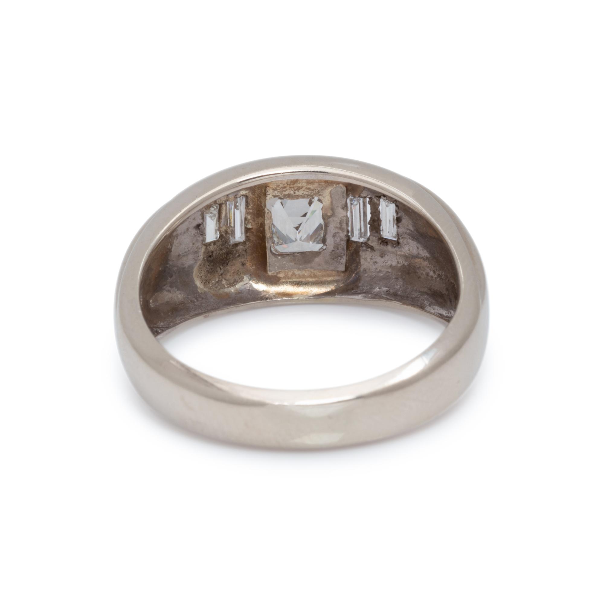 DIAMOND RING