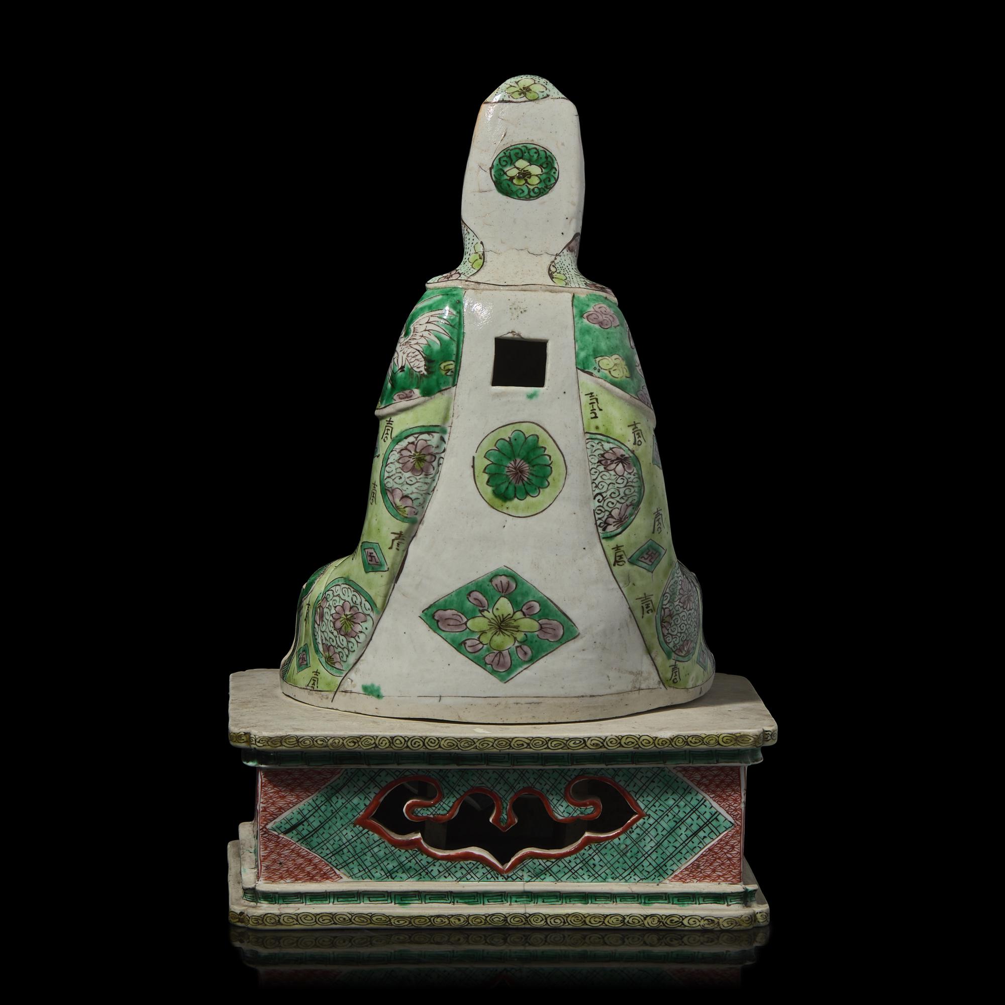 A Chinese Enameled Biscuit Figure of Guanyin Seated, with Associated Stand, Qing Dynasty 清 素三彩觀音坐像 帶木座