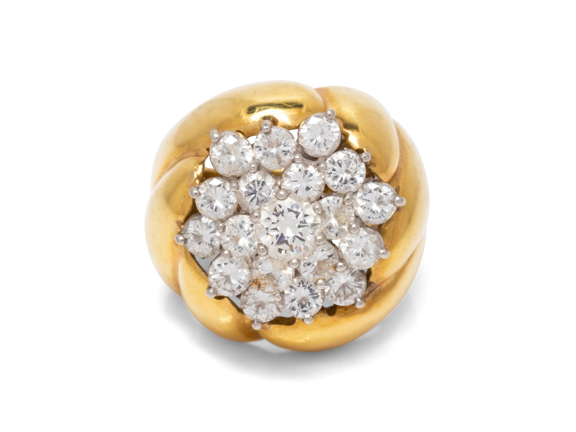 An 18 Karat White Gold and Diamond Ring,