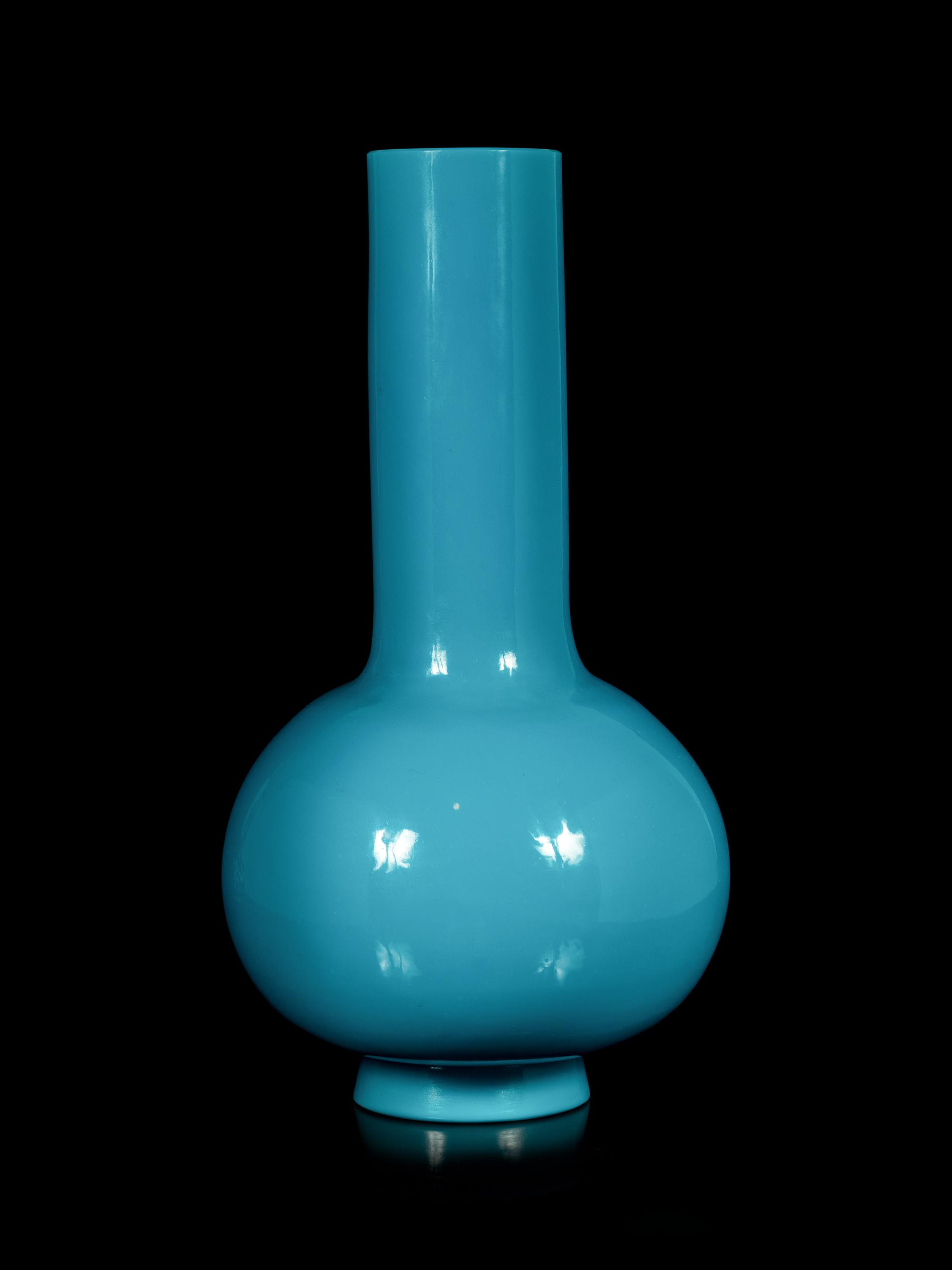 A Chinese Opaque Blue Glass Bottle Vase