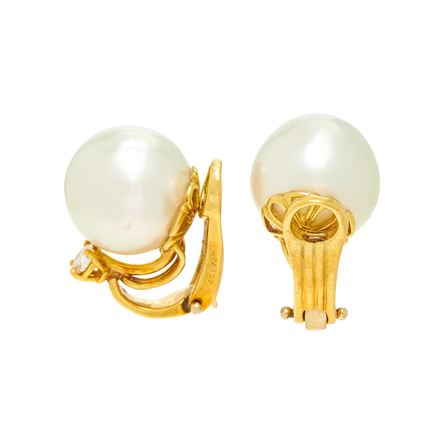 CARTIER, YELLOW GOLD, SOUTH SEA CULTURED PEARL, AND DIAMOND CLIP EARRINGS