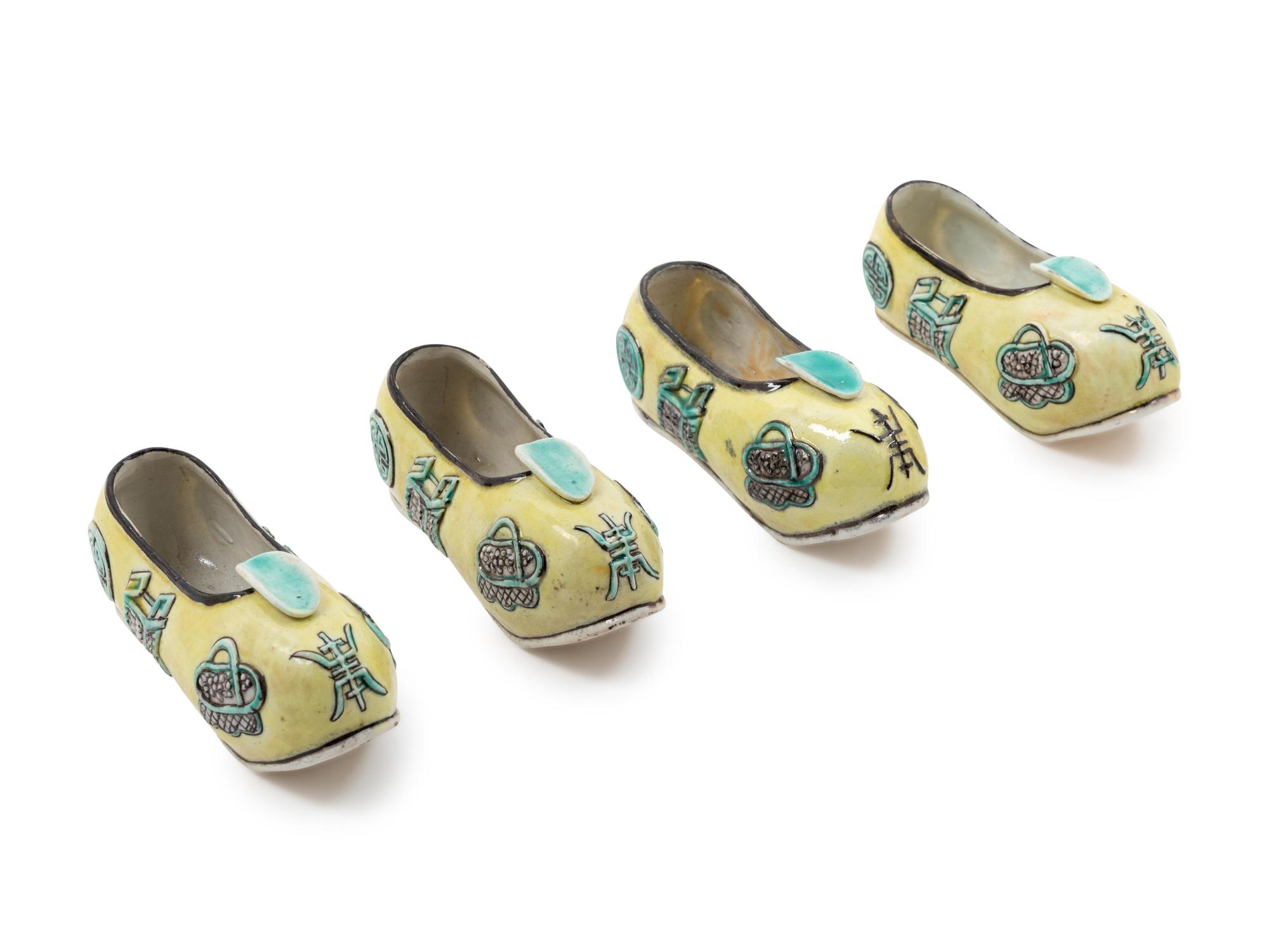 Four Chinese Famille Verte Porcelain Models of Shoes