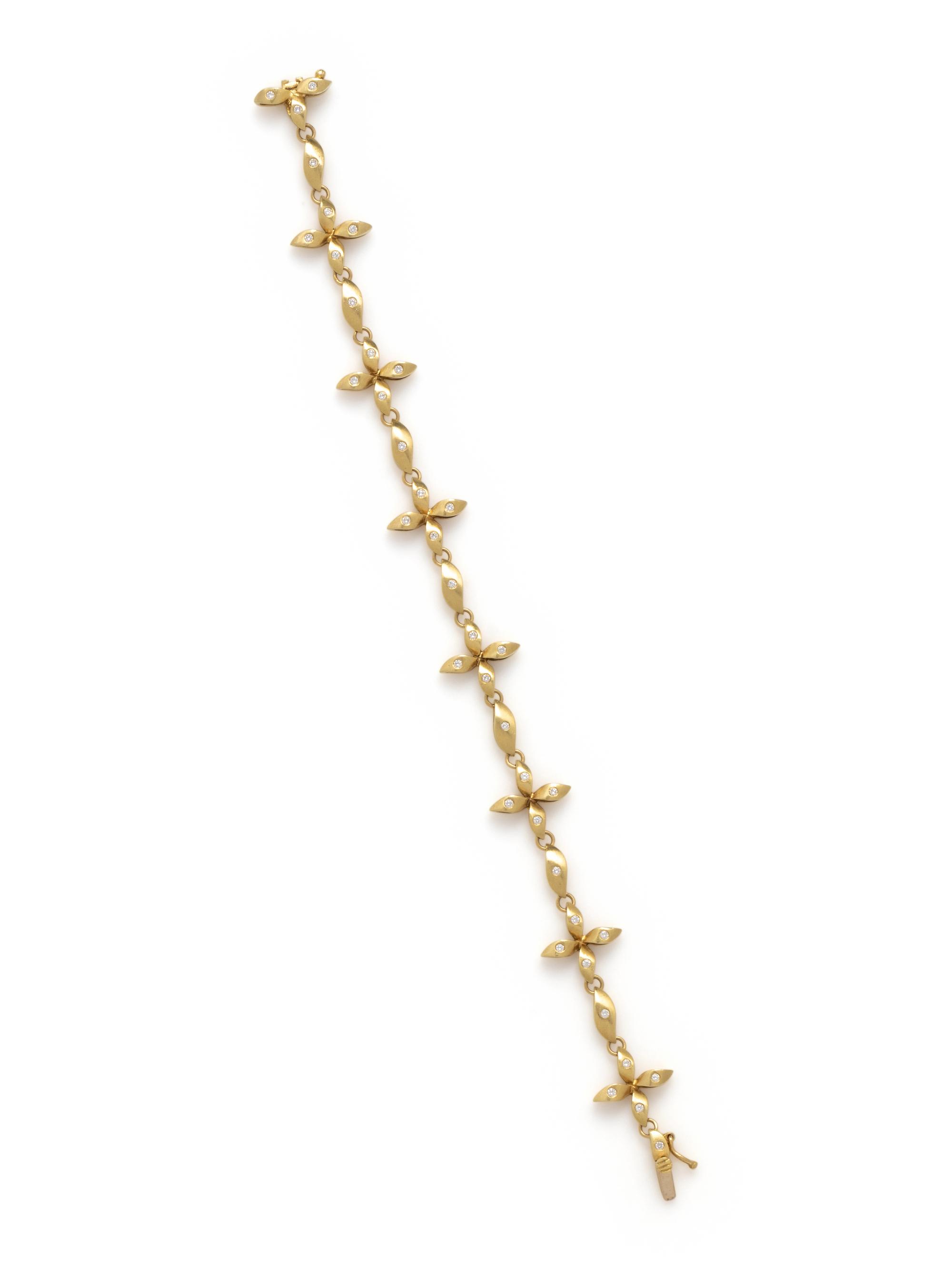 YELLOW GOLD AND DIAMOND BRACELET