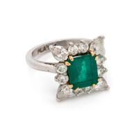 EMERALD AND DIAMOND RING