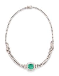 EMERALD AND DIAMOND NECKLACE