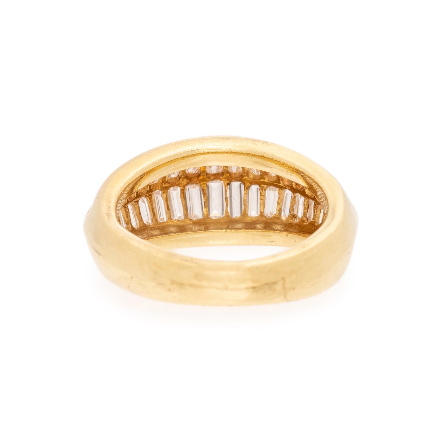 YELLOW GOLD AND DIAMOND RING
