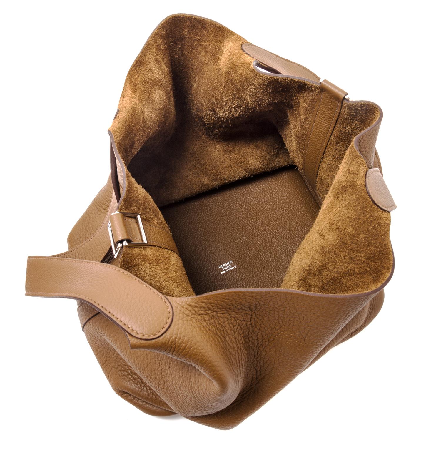 An Hermes Alezan Taurillon Clemence Picotin Lock GM Handbag, 10.5" x 10.5" x 8.5".
