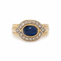 YELLOW GOLD, SAPPHIRE AND DIAMOND RING