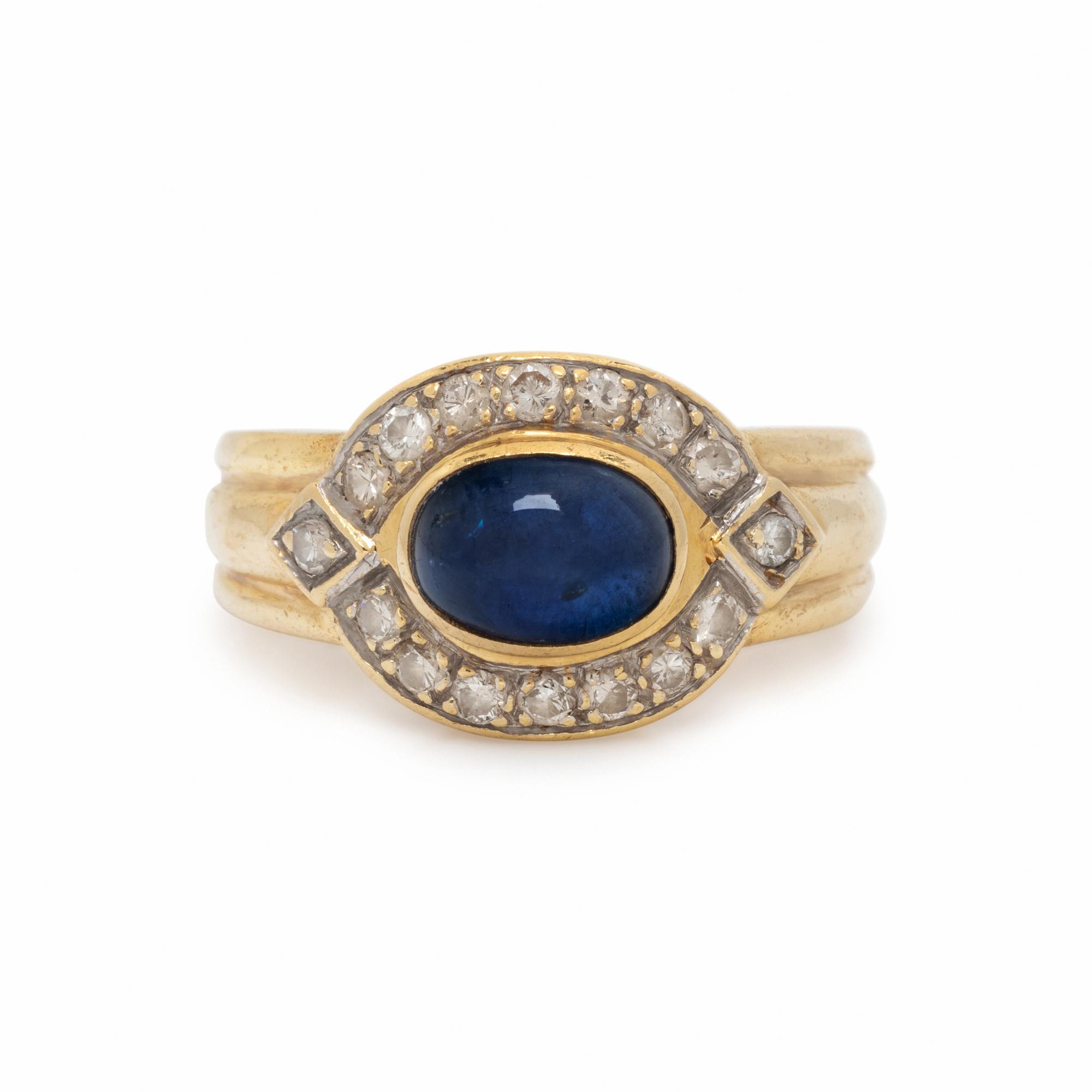 YELLOW GOLD, SAPPHIRE AND DIAMOND RING