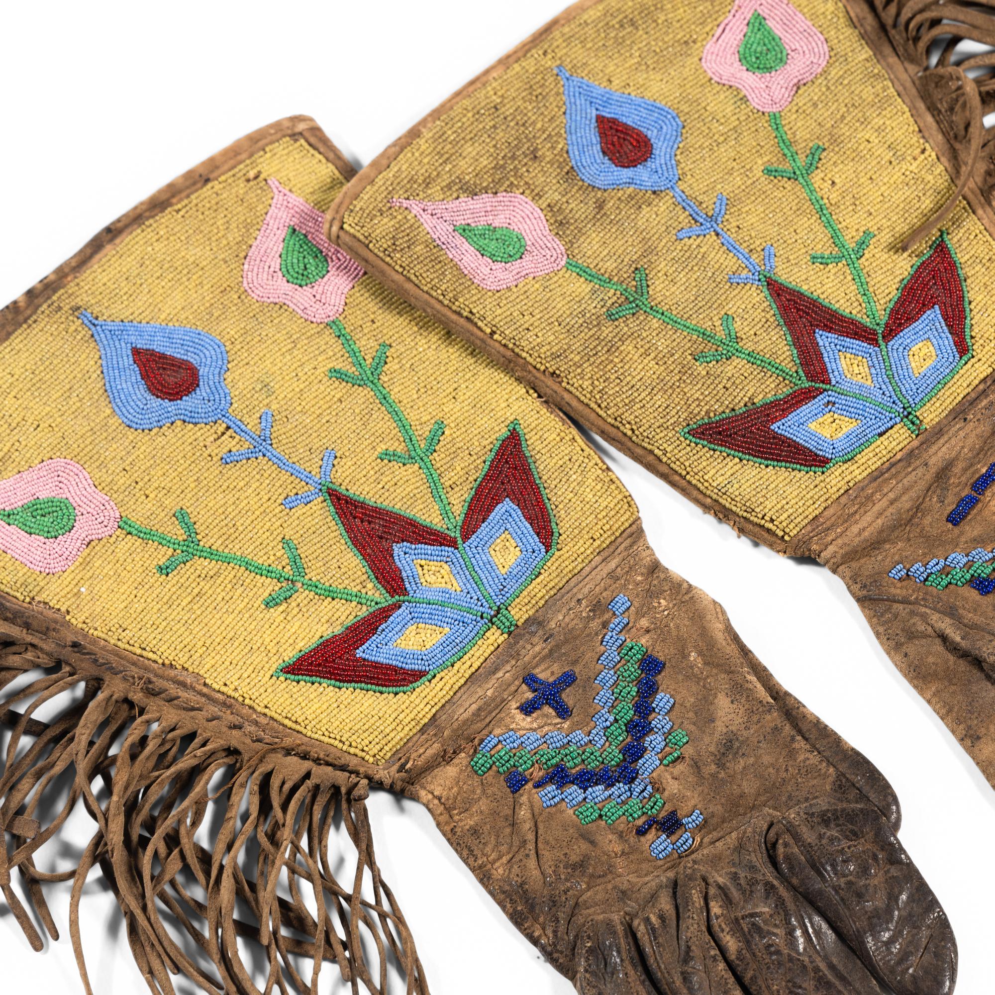 Plateau Beaded Hide Gauntlets