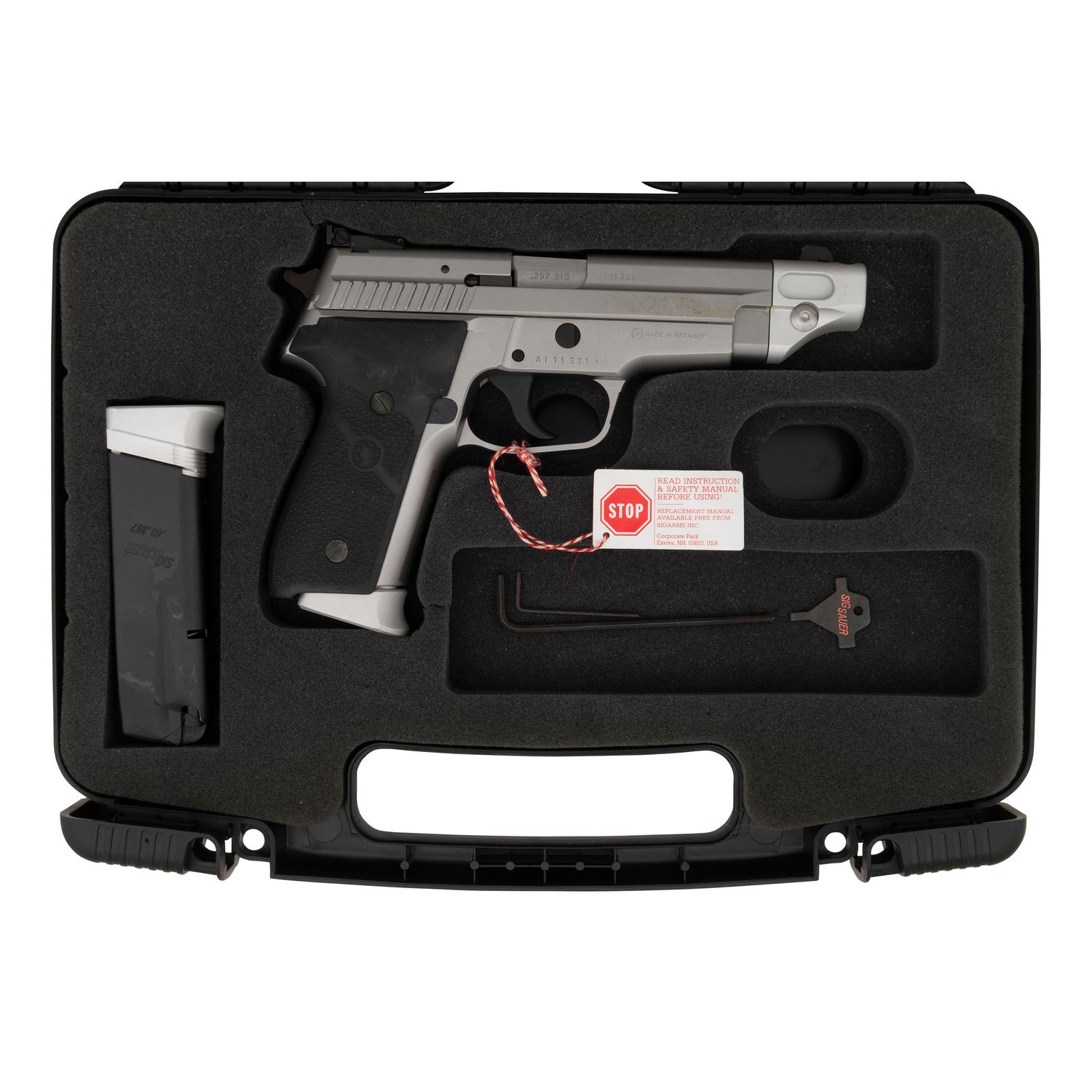 *Sig Sauer P229S .357 Sig in Box with Accessories