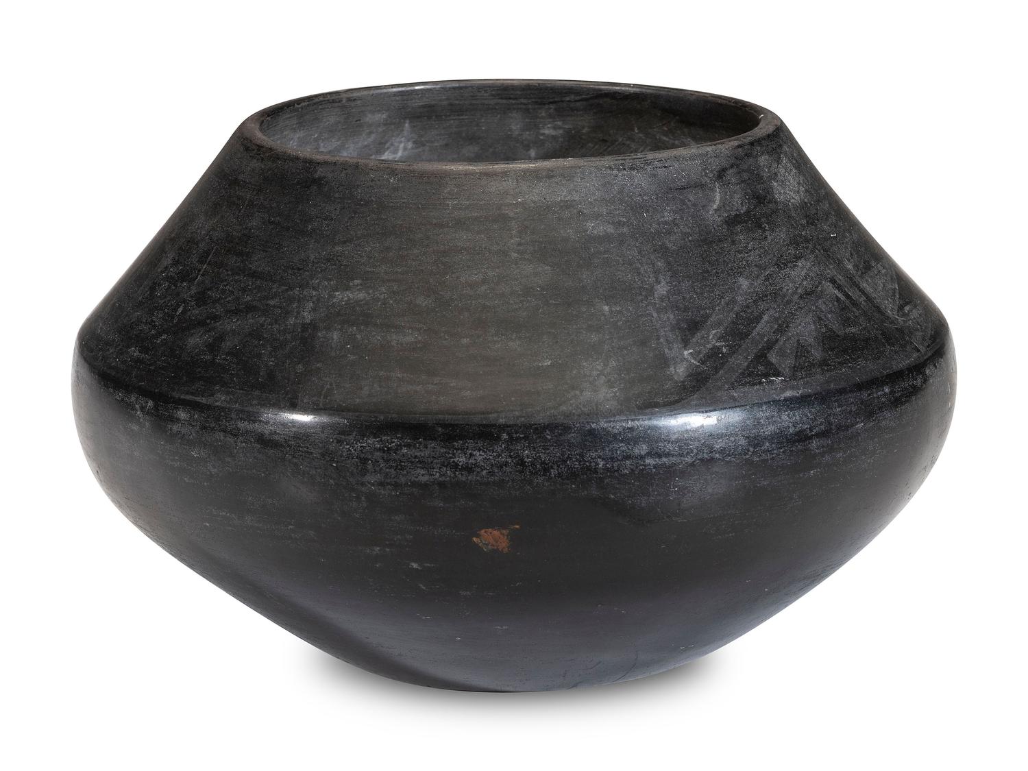 Blackware Pottery Jar, 1923-1925