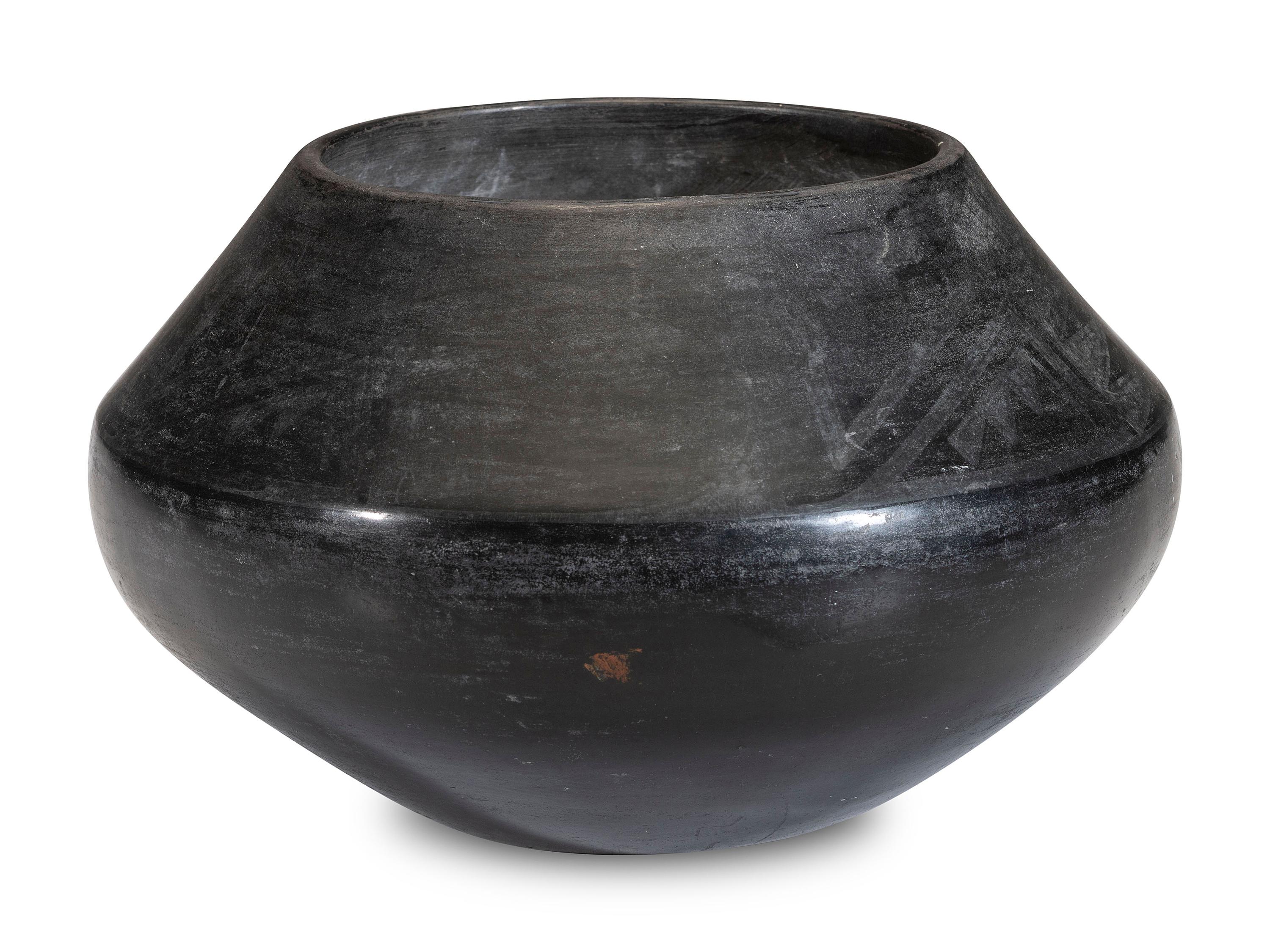 Blackware Pottery Jar, 1923-1925