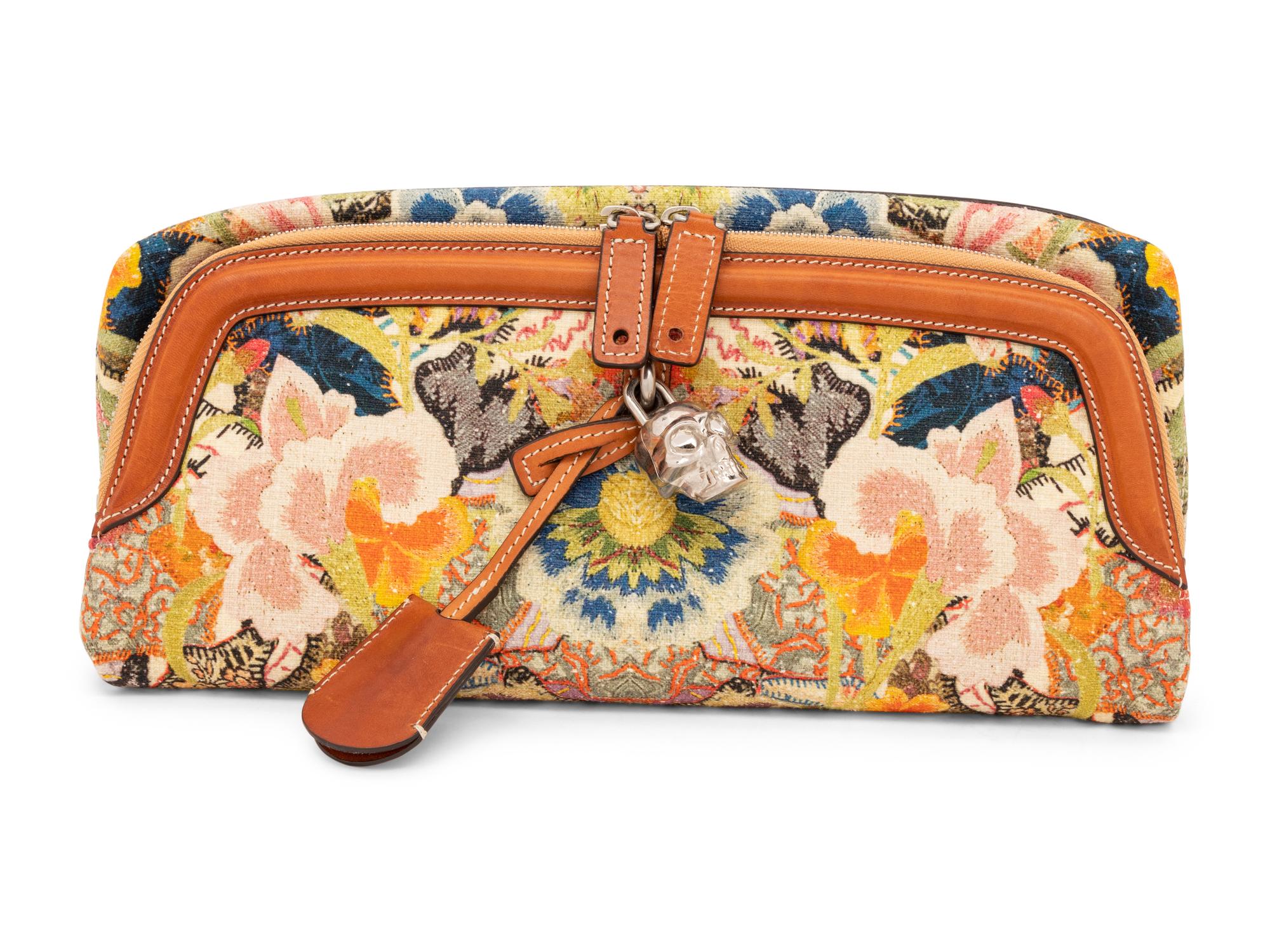 Alexander McQueen Skull Padlock Clutch