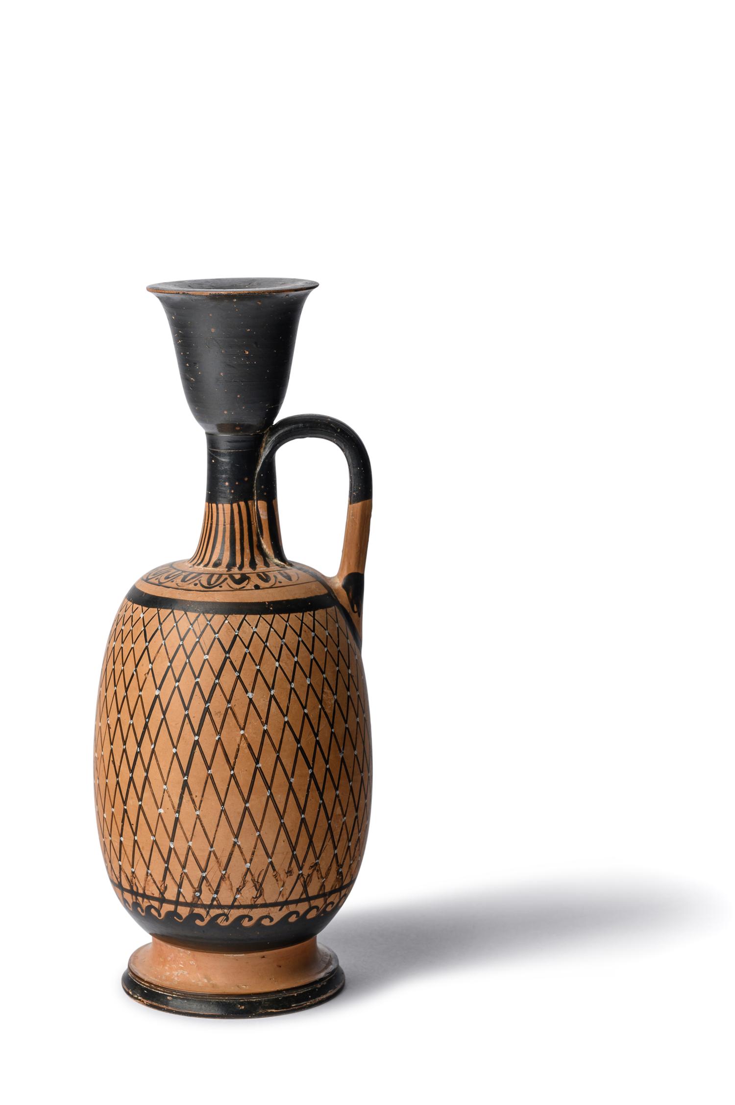 An Apulian Lattice Pattern Squat Lekythos