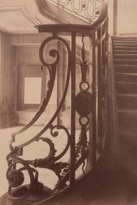 A group of four photographs ( Hôtel de Sully Charost, rue du Cherche-Midi 11 , 1904-1905; Hôtel de Fleury, rue des Saints-Pères 28 , 1905; 7 rue de l'Estrapade , 1905; Grille du chœr, èglise Saint Roch , 1912)