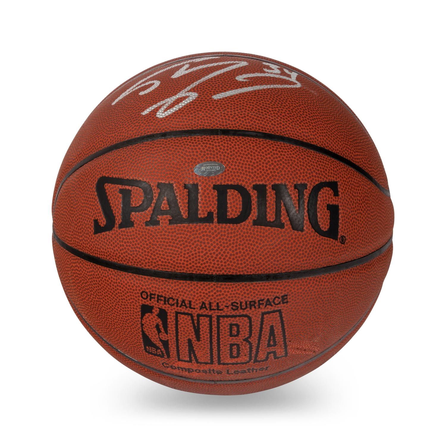 A Shaquille O'Neal Signed Autograph Official NBA Spalding Basketball,