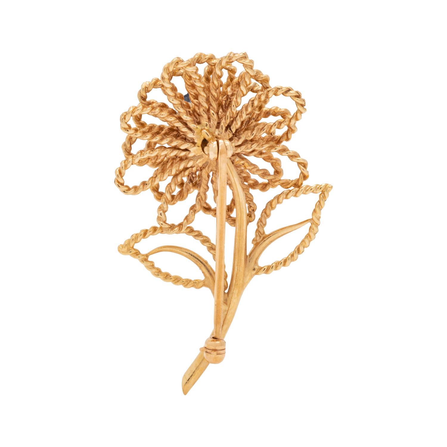 YELLOW GOLD, SAPPHIRE AND DIAMOND FLOWER BROOCH