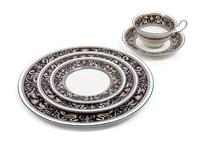 A Wedgwood Porcelain Dinner Service Diameter of dinner plate 10 5/8 inches.