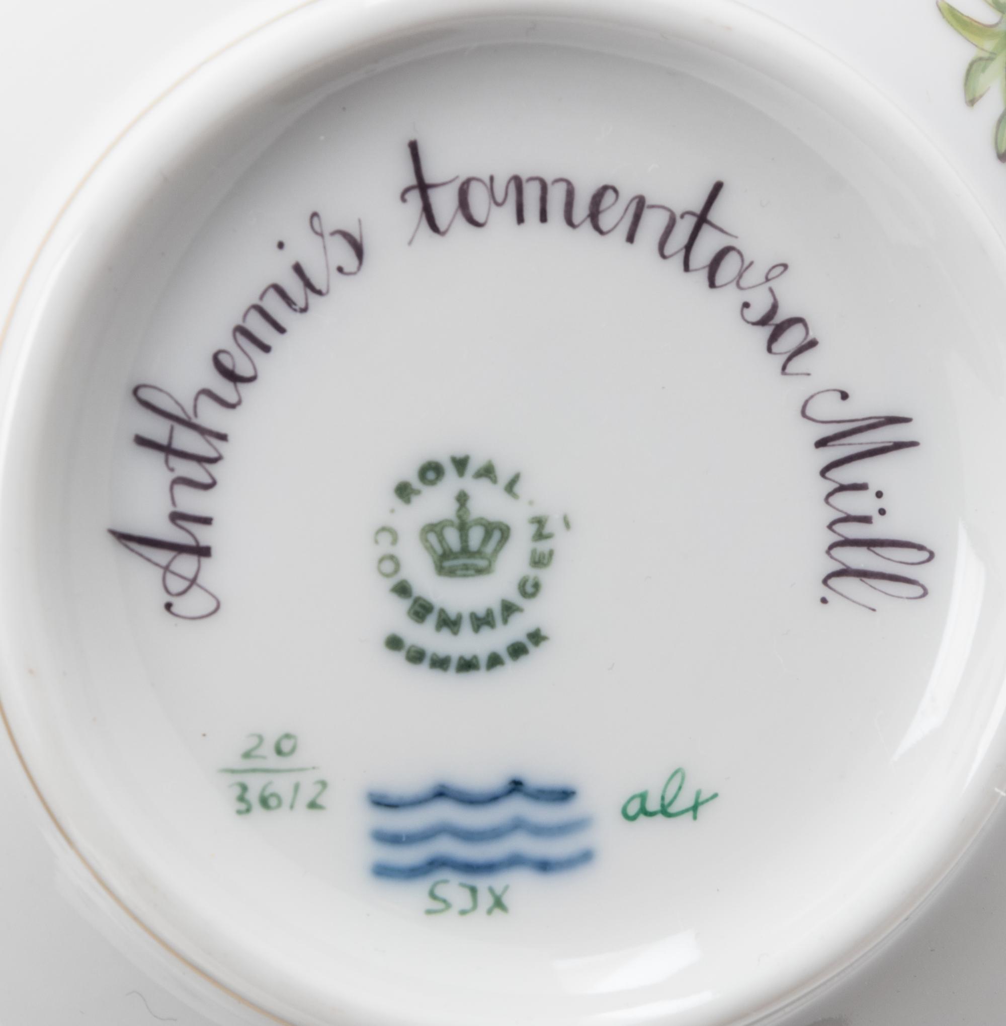 A Set of Twelve Royal Copenhagen Flora Danica Soup and Saucers Width of teacup 6 1/2 inches. — 20TH CENTURY