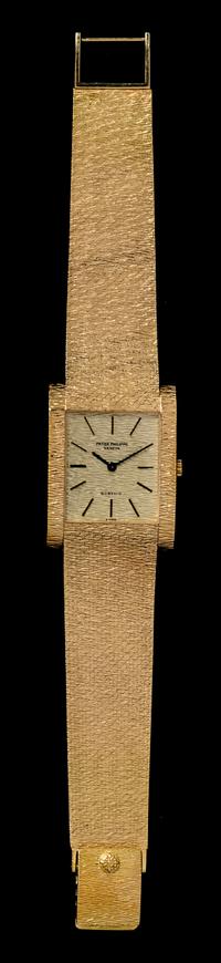 An 18 Karat Yellow Gold Ref. 3553/1 Wristwatch, Patek Philippe for Gübelin,