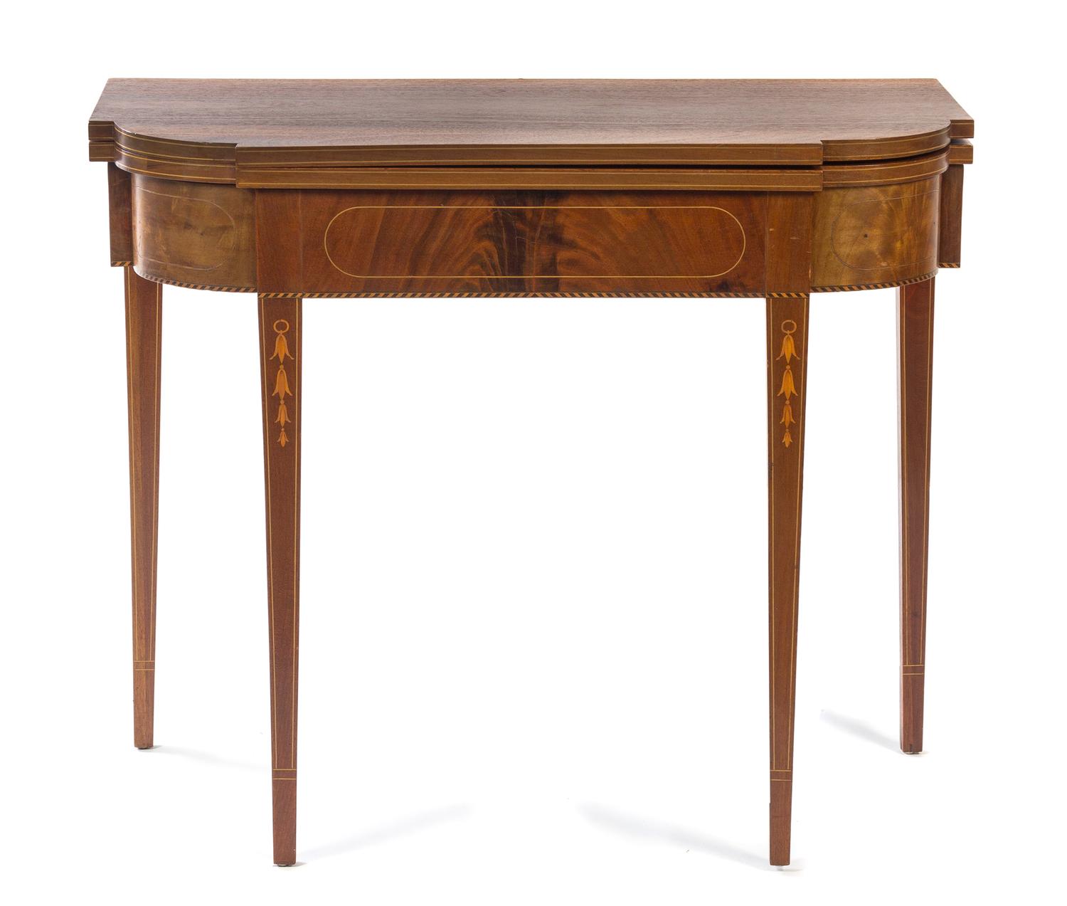 A Federal Mahogany Game Table Height 29 3/4 x width 34 3/4 x depth 35 3/4 inches (open). — 18TH/19TH CENTURY