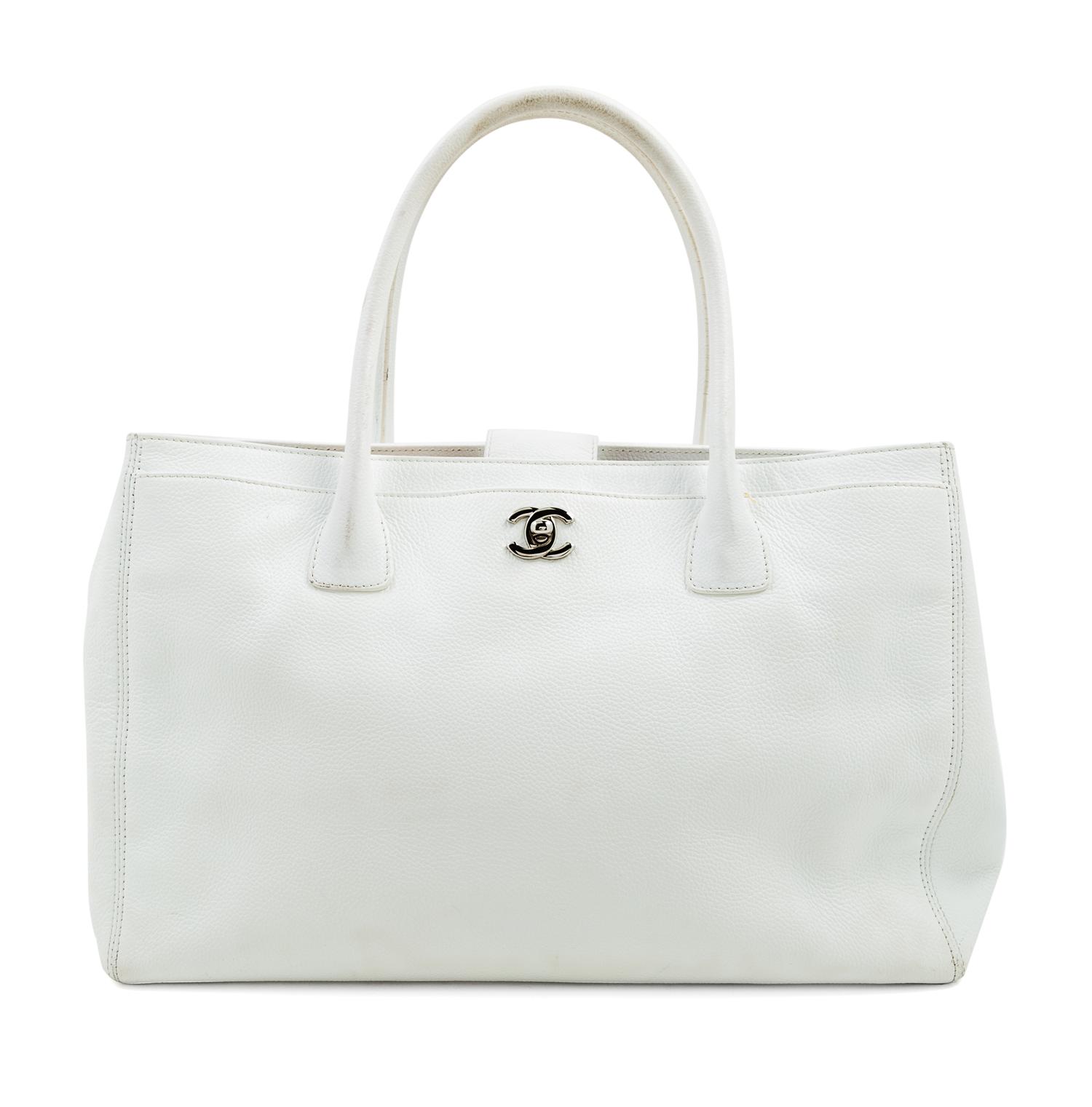 A Chanel White Caviar Tote Bag, 13.3" x 10" x 5.5"; Handle drop: 6.5".