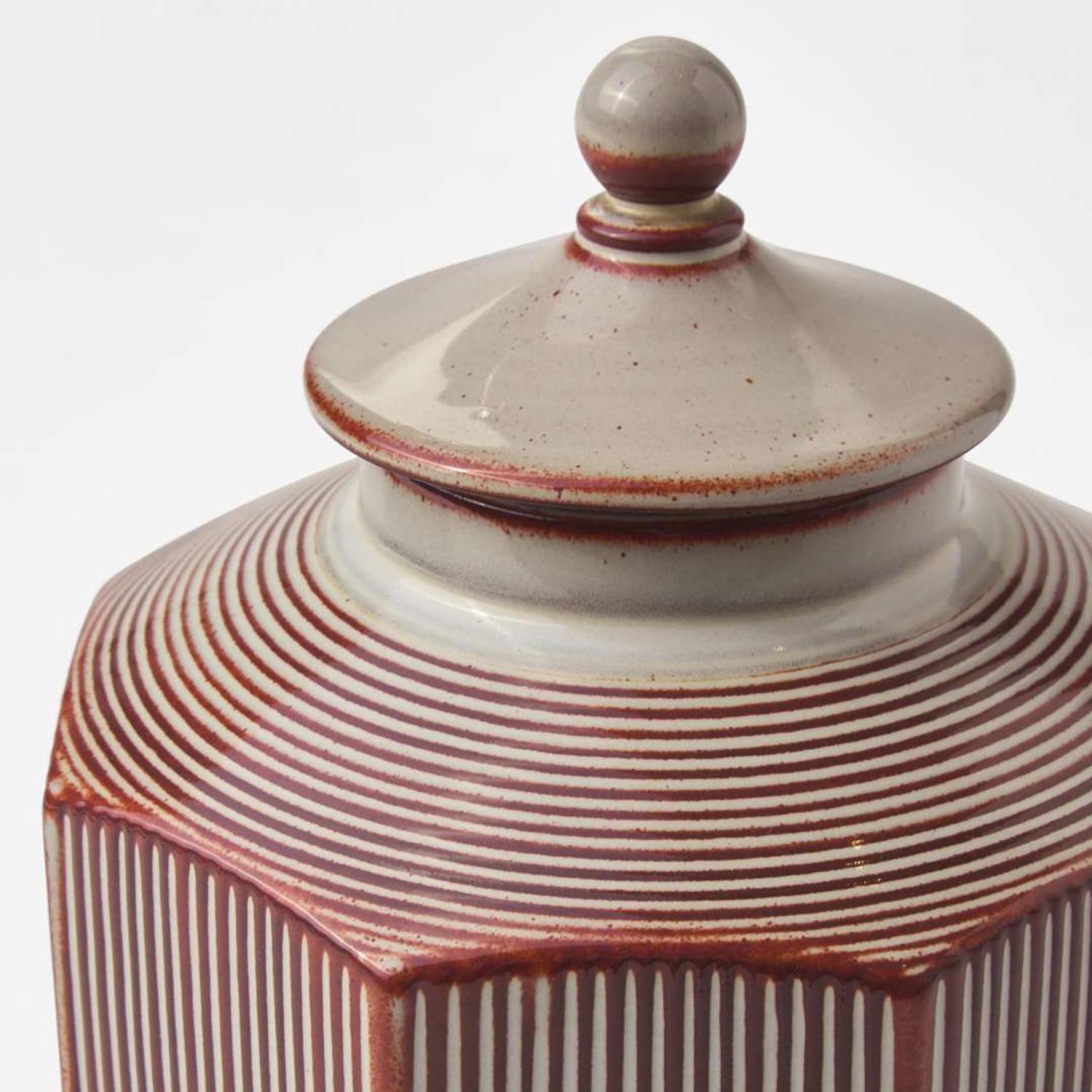 A Wedgwood Norman Wilson (1902-1985) Unique Ware Lidded Jar UK, 1960s