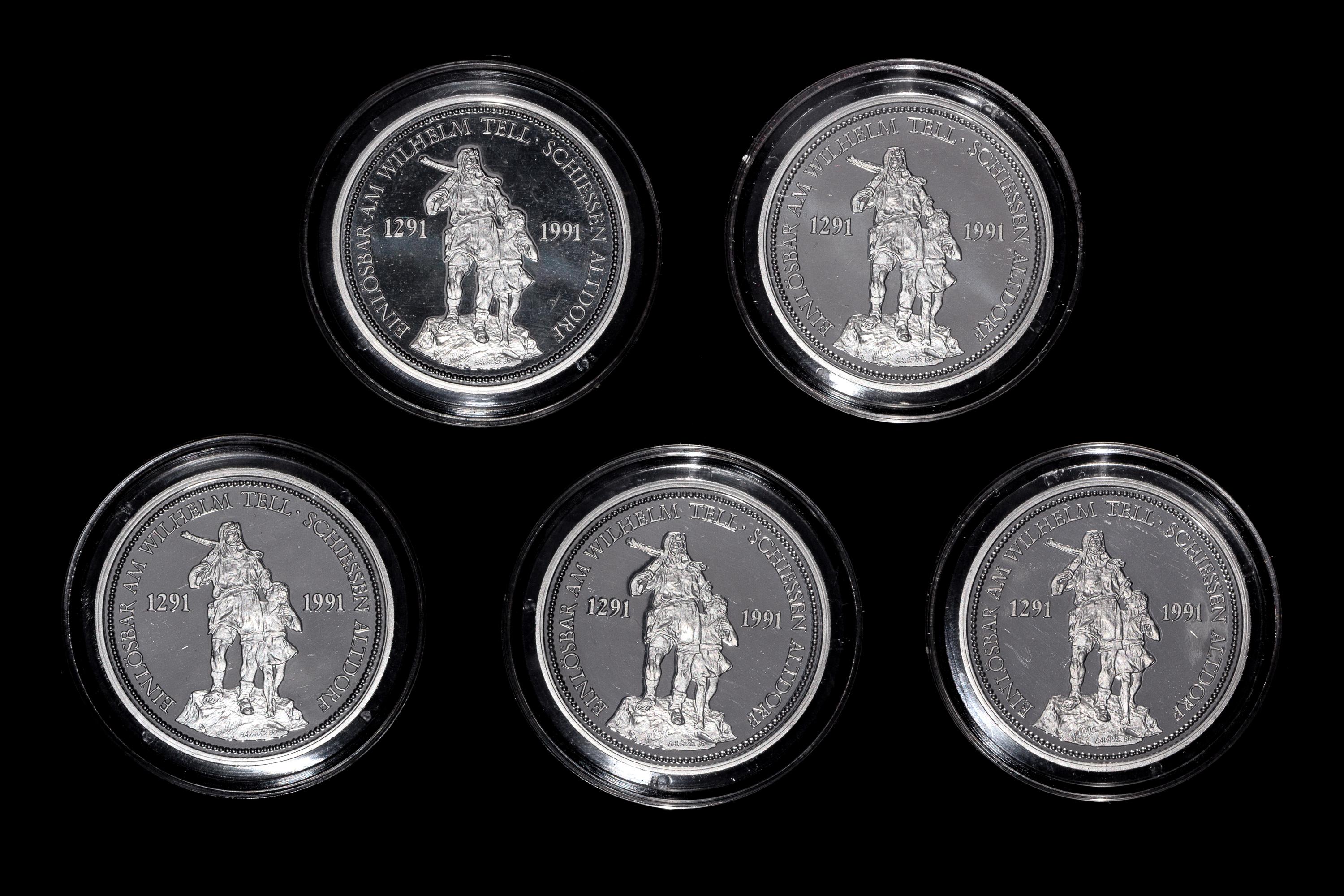 *A Group of Five Swiss Confederation 1986 William Tell 1 oz. Platinum Rounds