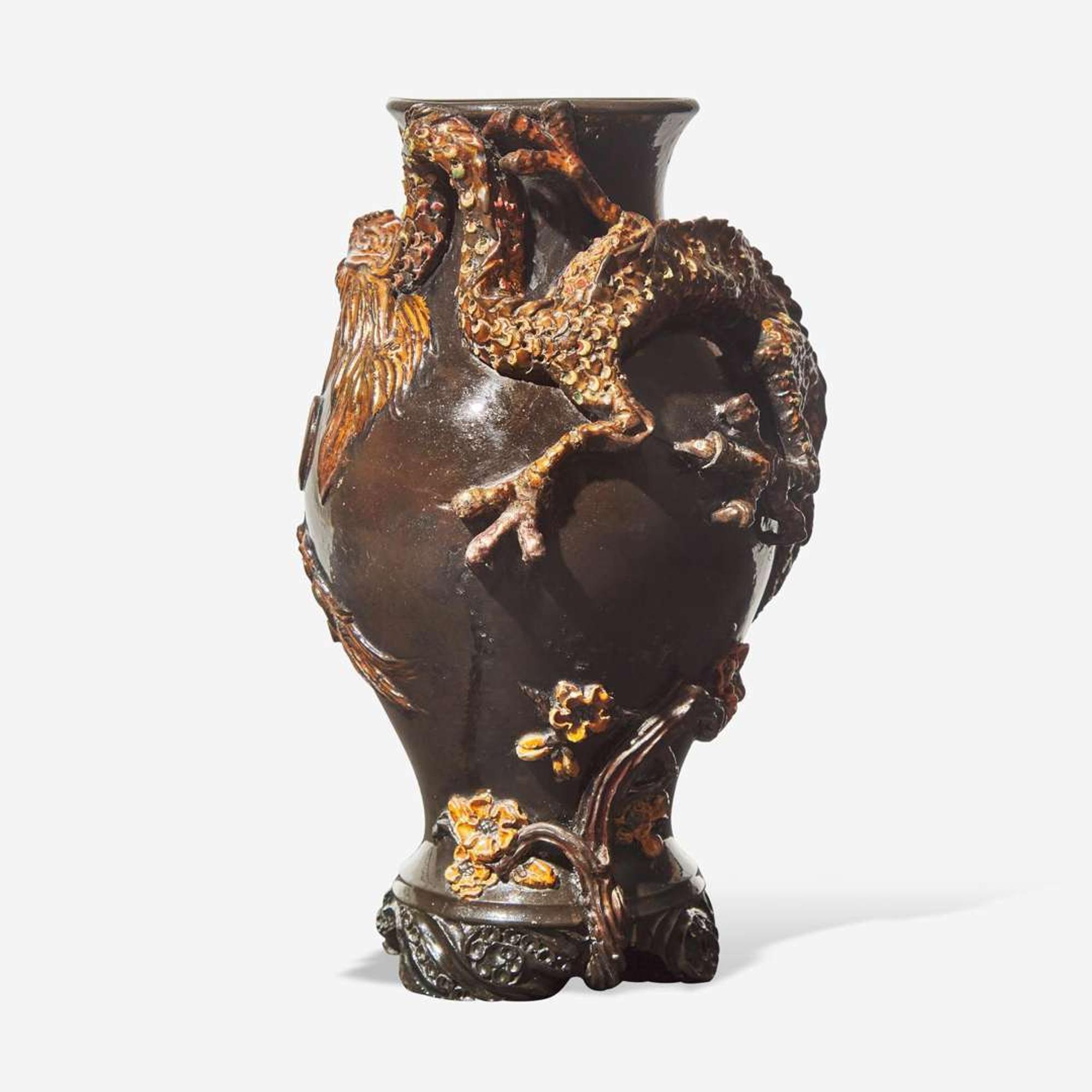 A Harry Barnard (1862-1933) Wedgwood Vase with Dragon UK, 1922
