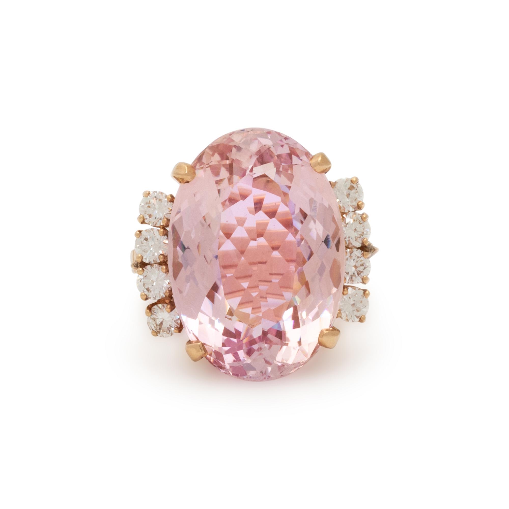 YELLOW GOLD, MORGANITE, AND DIAMOND RING