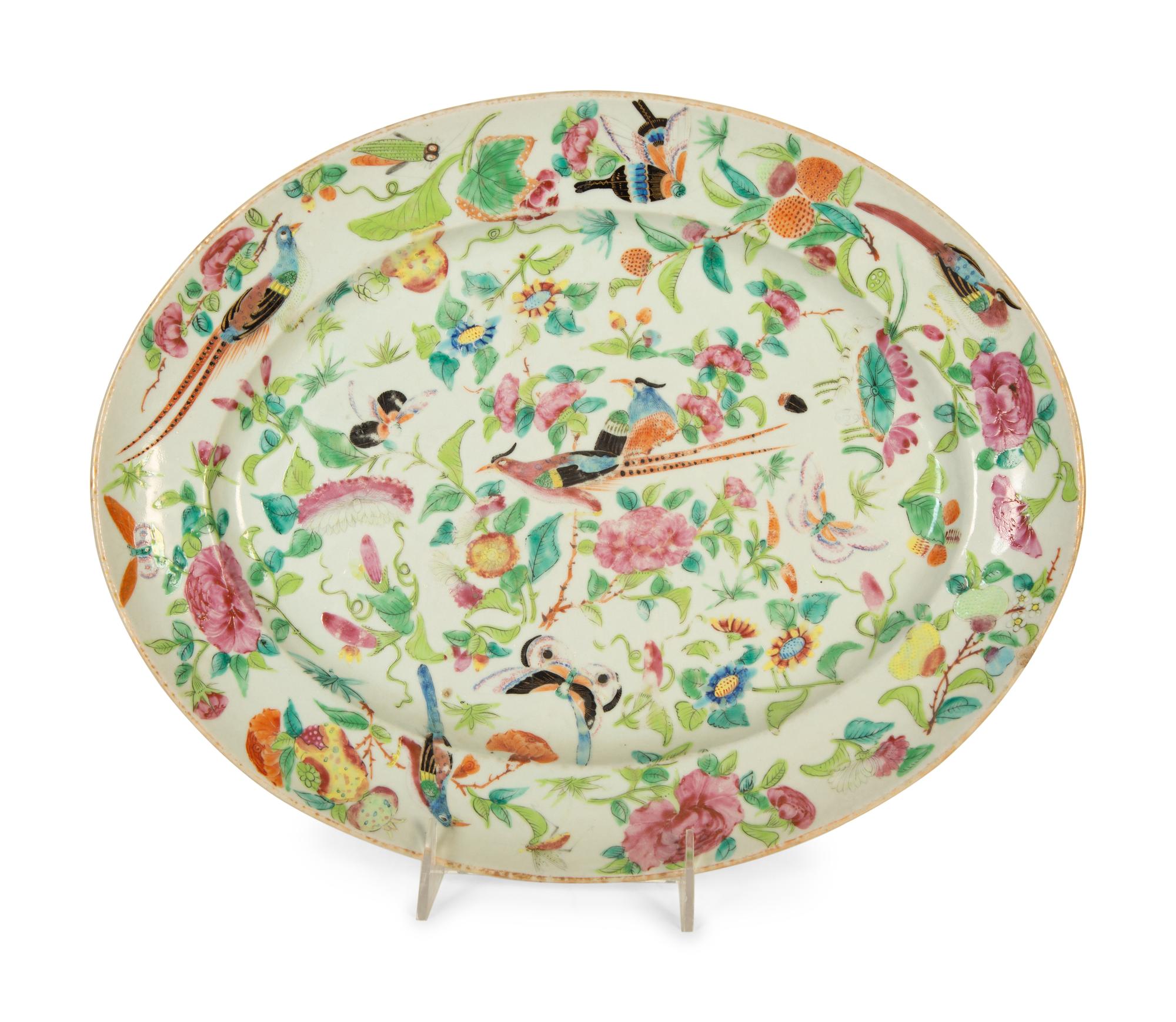 A Chinese Famille Rose Porcelain Platter