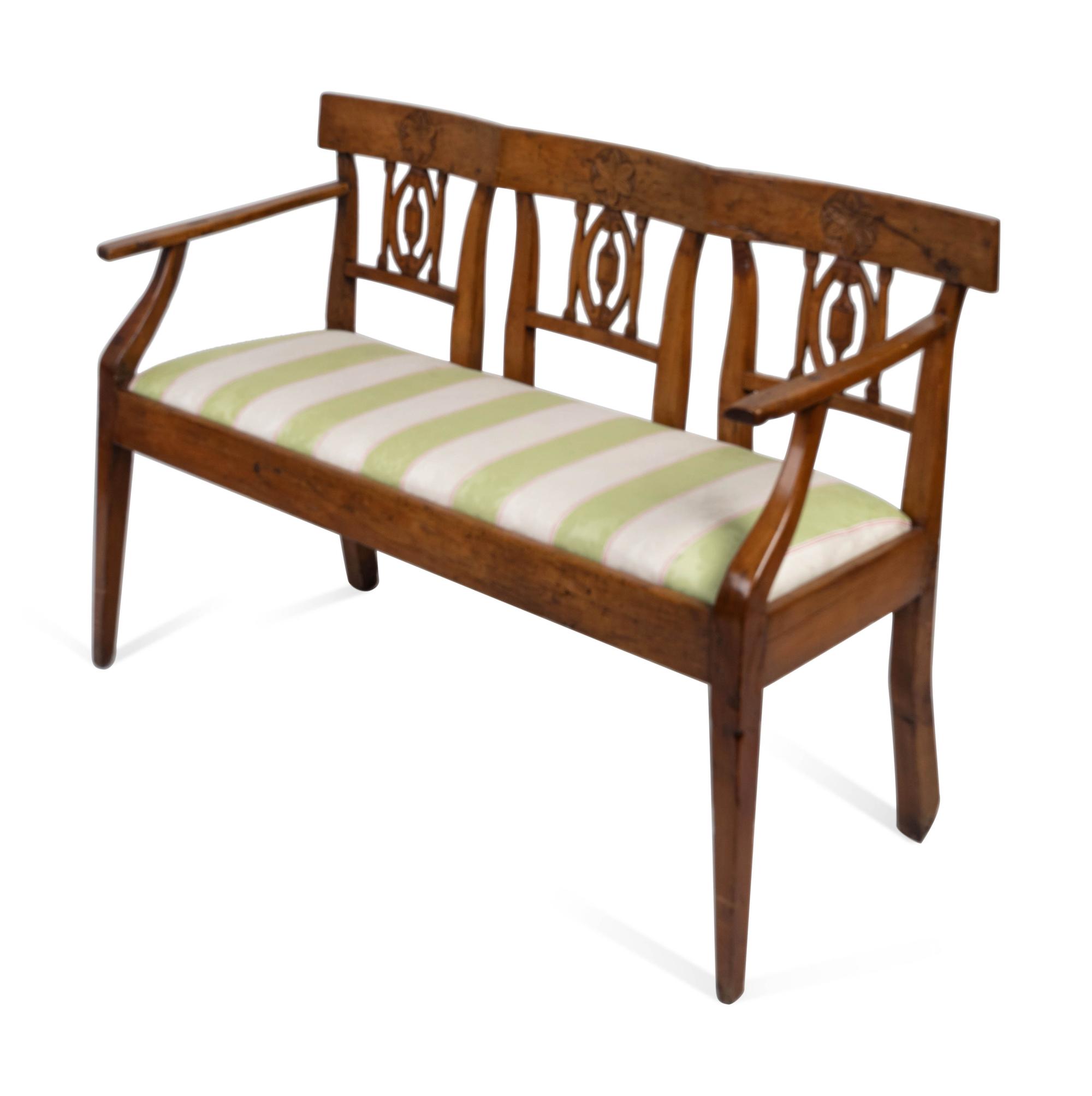 An Italian Neoclassical Style Walnut Bench — 19TH CENTURY