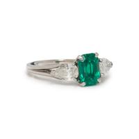 EMERALD AND DIAMOND RING