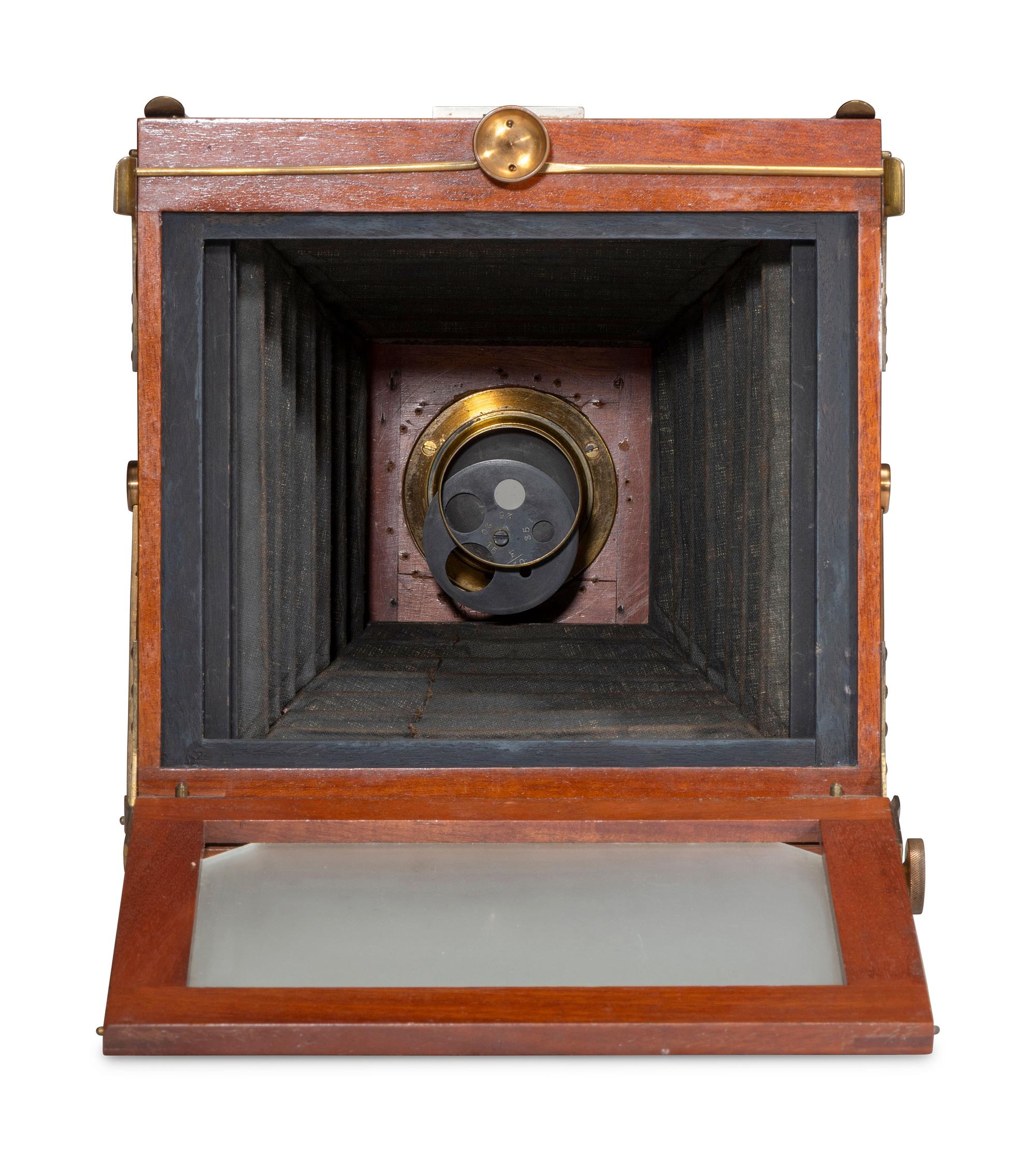[EARLY PHOTOGRAPHY]. Eastman Dry Plate & Film Co. Interchangeable View camera. Rochester, NY, ca late 1886-1887.